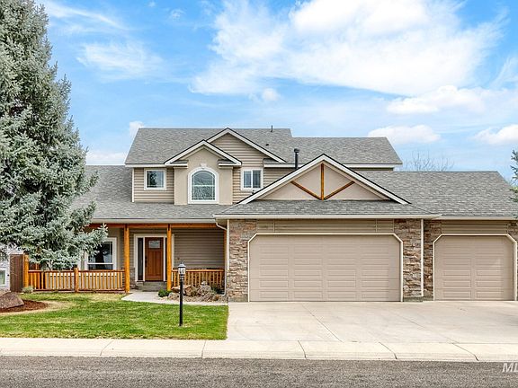 2nd image of 10046 N Palisades Way