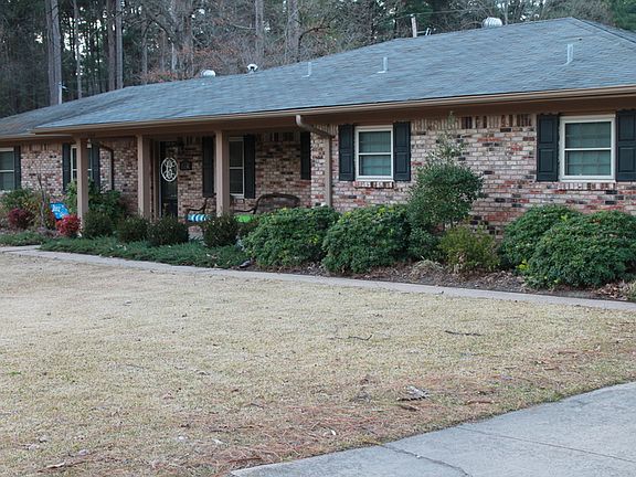3rd image of 1114 Dogwood St