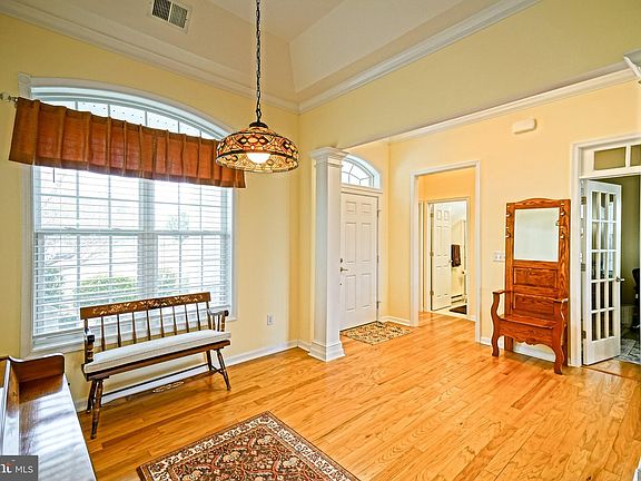 5th image of 23849 Betsy Ross Ln