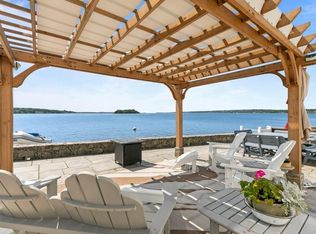181 Seaconnet Blvd, Portsmouth, RI 02871