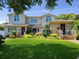 377 Broadway, Lynbrook, NY 11563