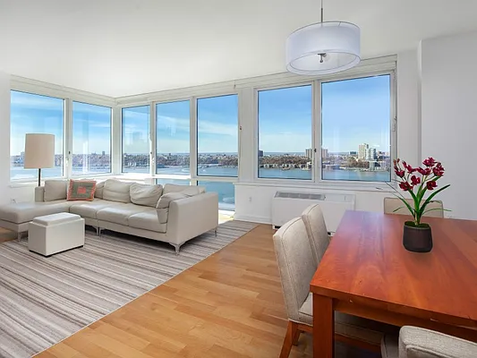 Rented by Sotheby's International Realty | media 46