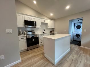 522 Furnace St, Emmaus, PA 18049