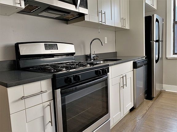 2nd image of 3660 Waldo Ave APT 1