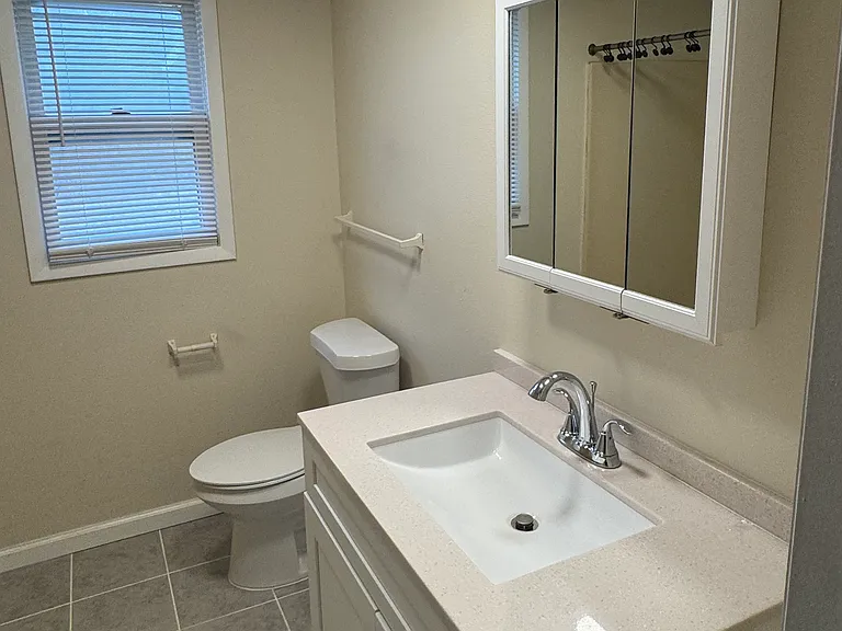 5405 Plantation Dr — Photo 25