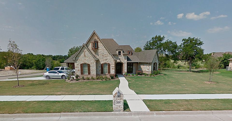 1st image of 1016 Woodbridge Pl