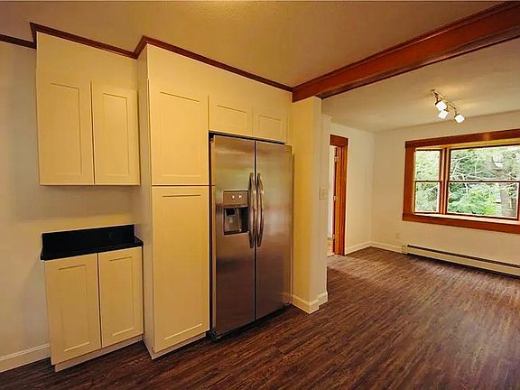 5th image of 338 Lafayette Rd #1
