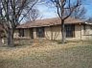 505 Sharp Dr, Desoto, TX 75115