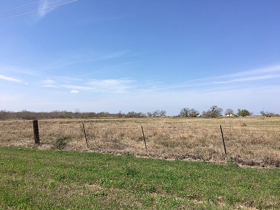 3rd image of 1200 County Road 321