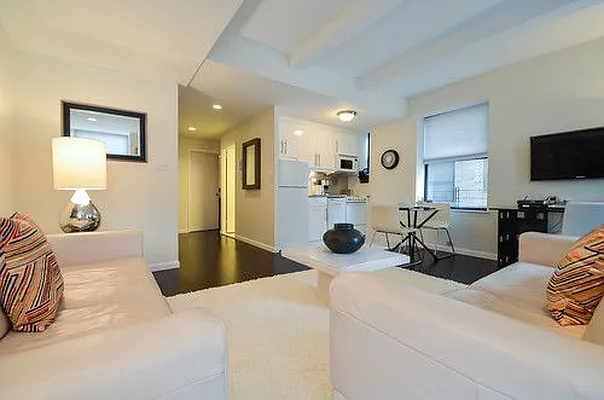 Rented by Global Realty Opportunities | media 15