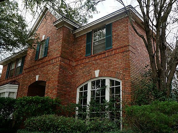 3rd image of 4810 Plantation Colony Dr