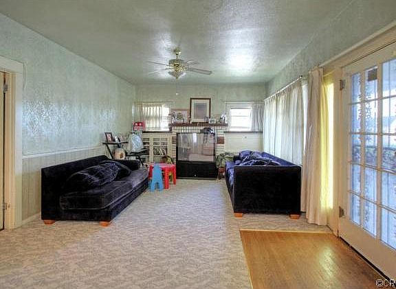 4th image of 2305 N Arrowhead Ave
