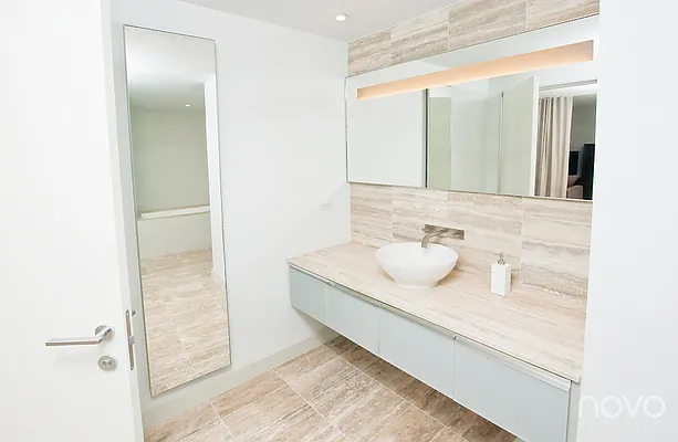 Rented by NOVO | media 45