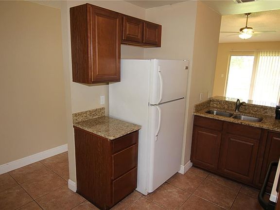 4th image of 12127 Walden Woods Dr