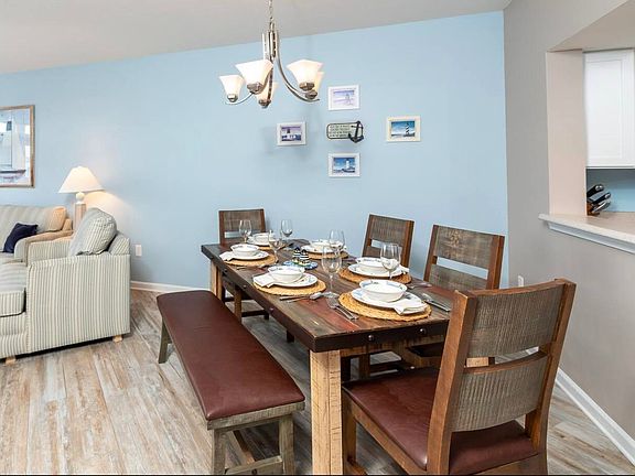 2nd image of 235 Atlantis Cir Unit 205