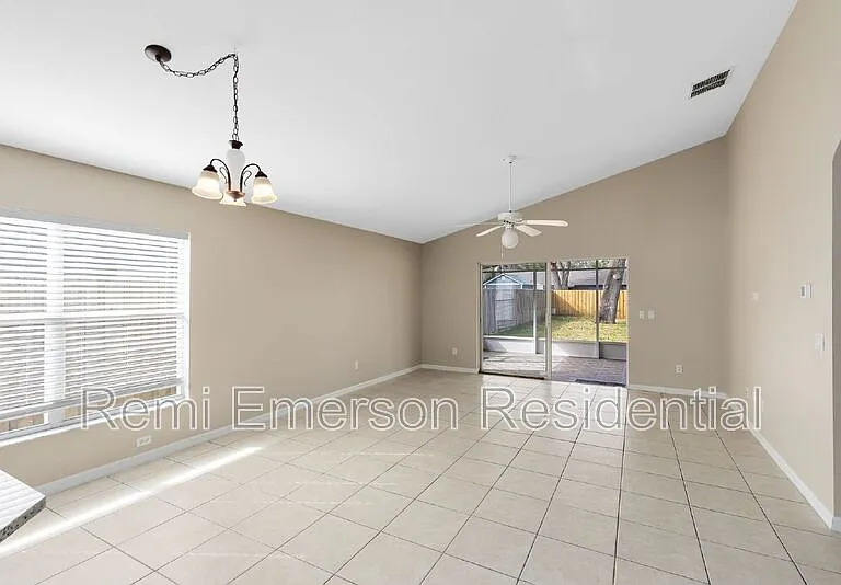 3010 Buck Hill Pl — Photo 8