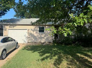 6104 W Juno Ct, Wichita, KS 67215