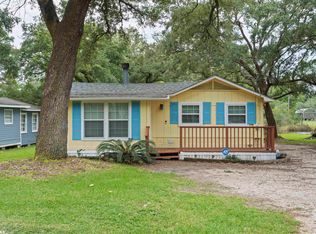 4801 Bayou Shores Dr, Coden, AL 36523
