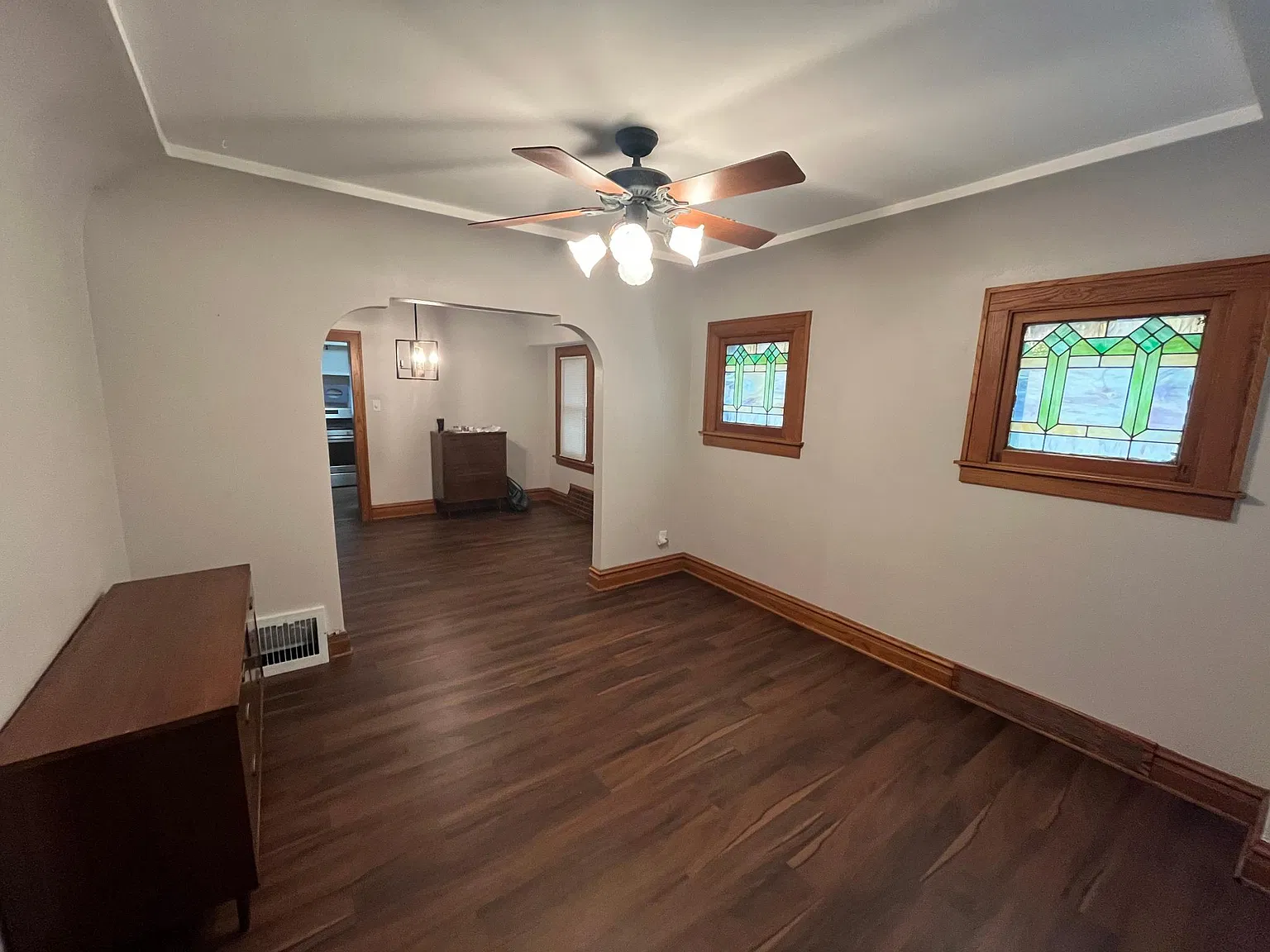 3 bed, 1705 sqft, $2,950 — Photo 2