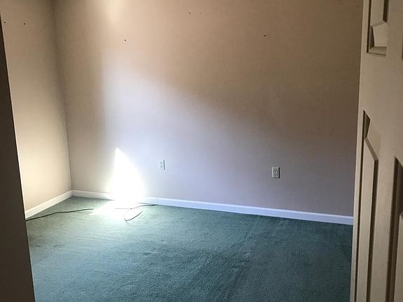 5th image of 6 Hardick Ave