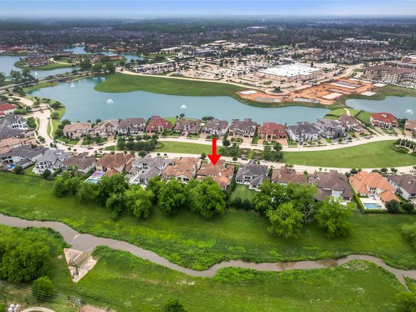 35 Enclave Manor Dr, Sugar Land, TX 77479