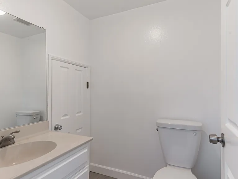 329 Sierra St #4 — Photo 11