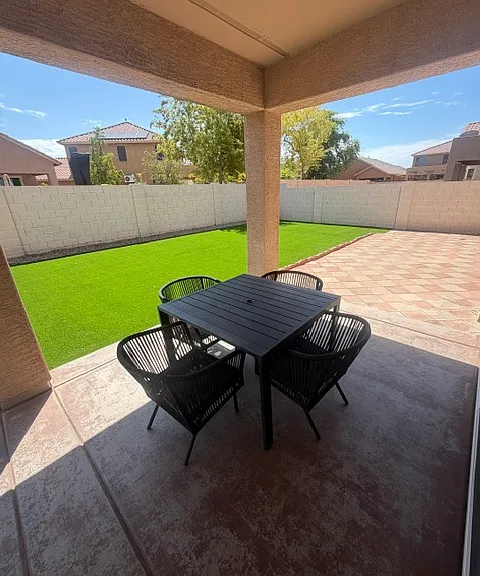 7009 S 57th Ave — Photo 7
