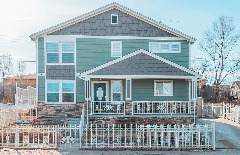 4414 W Alameda Ave