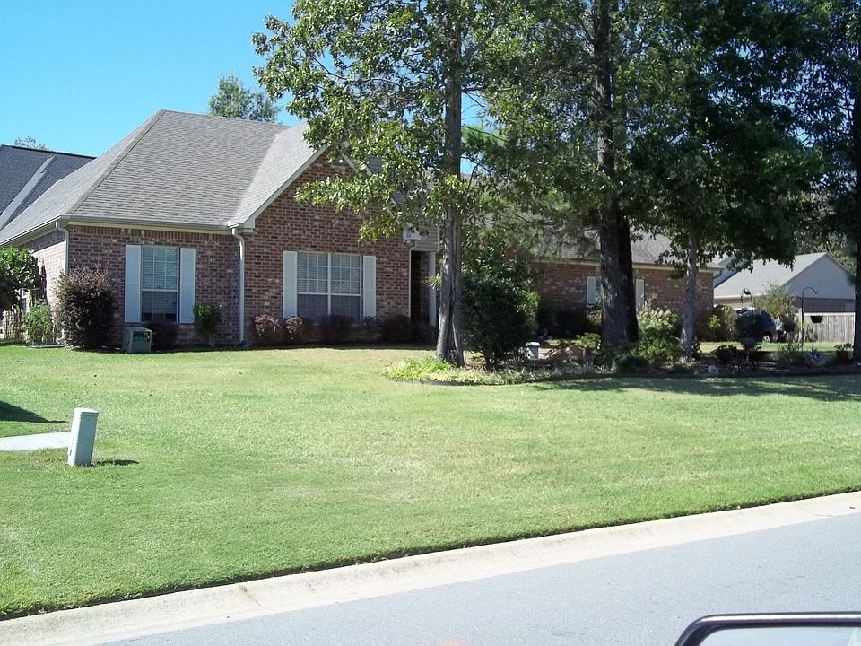 2nd image of 1312 Heartwood St