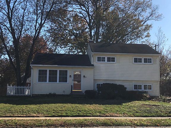 Plenty of off-street parking!