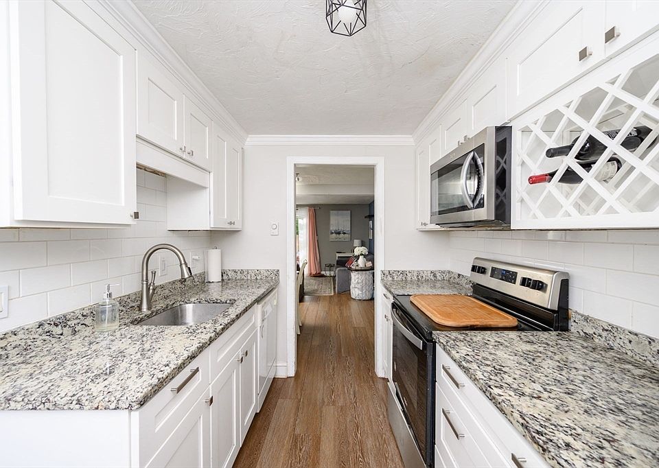 1st image of 848 Plain St #23