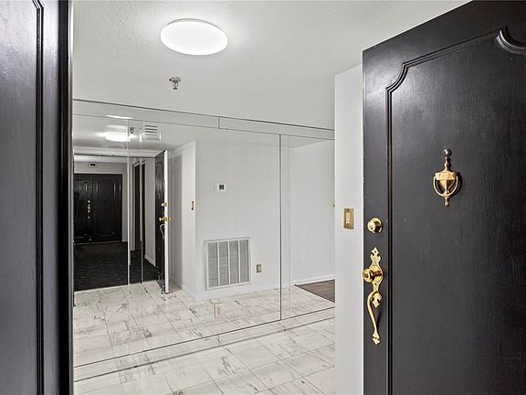 4th image of 3301 BAYSHORE BOULEVARD #509A