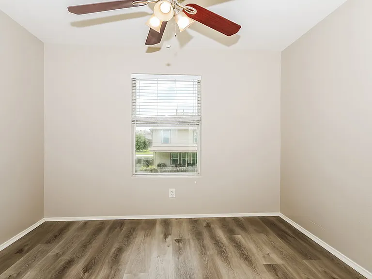 16770 N Thrasher Dr — Photo 15