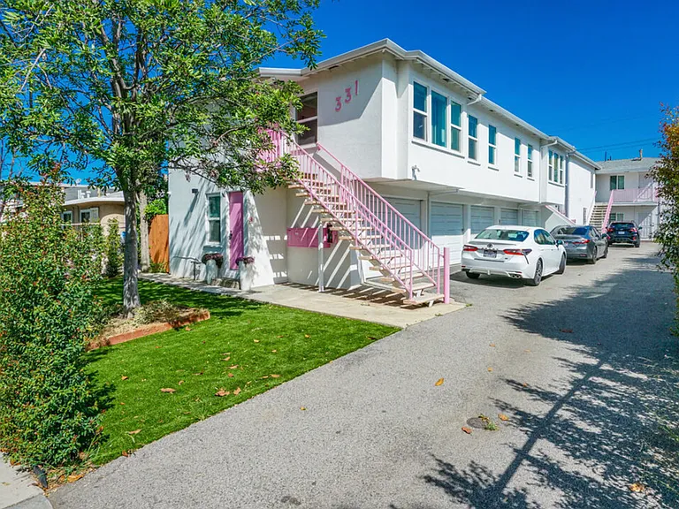 331 W Windsor Rd #1 — Photo 13