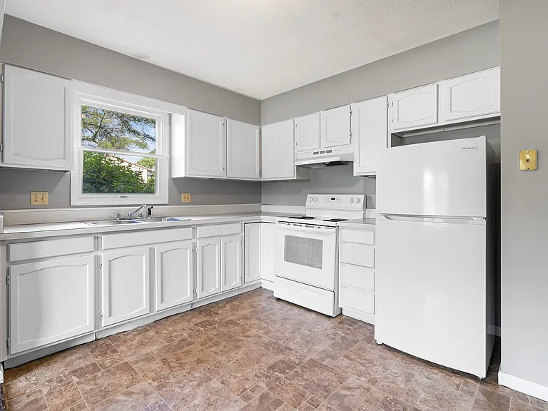 1506 Tippecanoe Dr #D2 — Photo 9