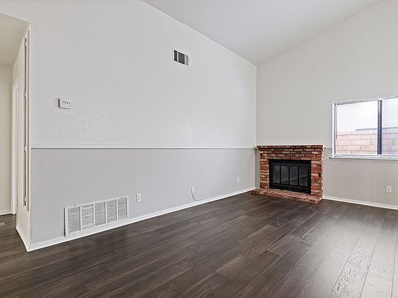 3rd image of 2770 El Nido Ln