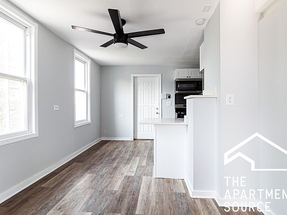 4th image of 1849 W Augusta Blvd #3R
