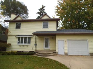 2121 2nd St, Bay City, MI 48708