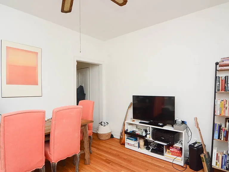 1933 W Crystal St #2A — Photo 9