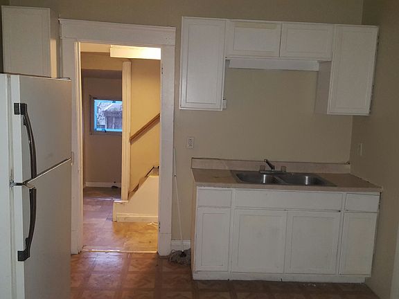 4th image of 4134 E 141st St