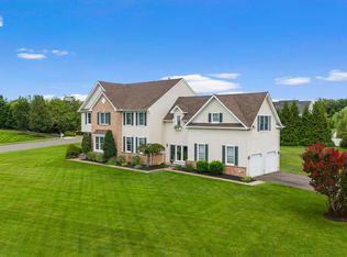 220 Hickory Ln, Mullica Hill, NJ 08062