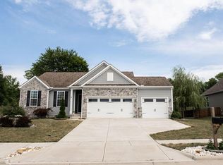 533 Crestview Dr, Lithopolis, OH 43136
