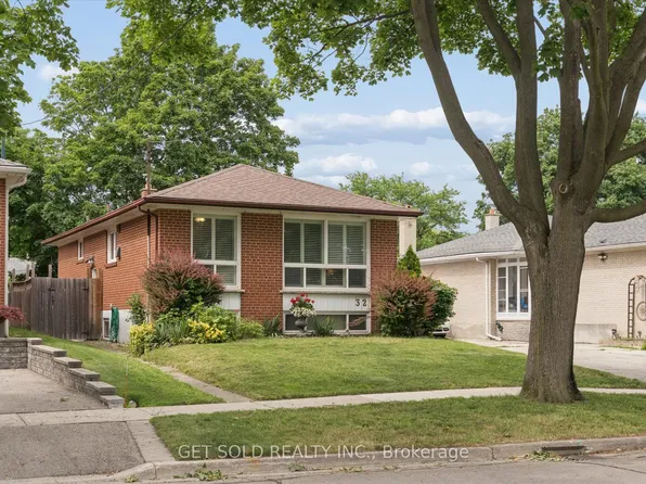 32 Checkendon Dr, Toronto, ON M9W 2Y9