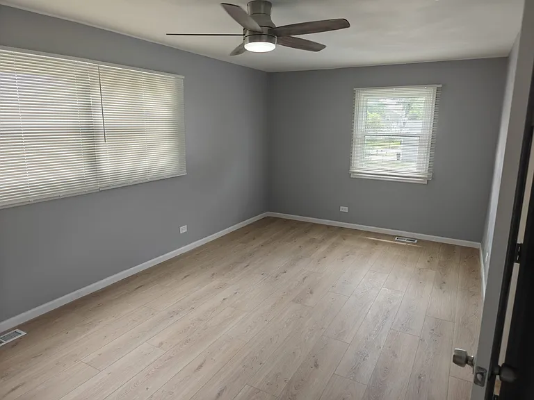 2208 Kensington Dr — Photo 41