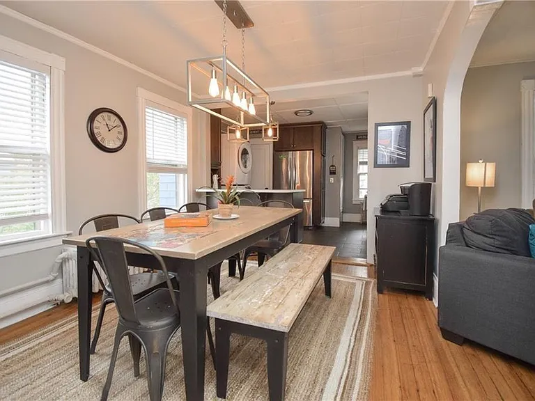 16 Vaughan Ave #2 — Photo 28