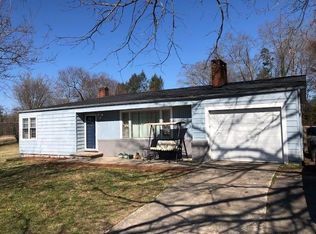 526 Abington Rd, Lenoir, NC 28645