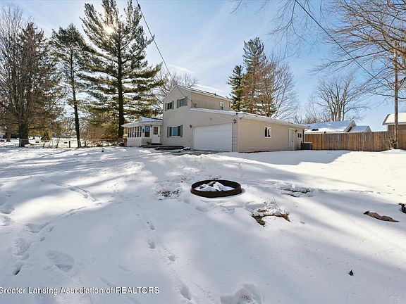 4th image of 6430 1/2 Culver Dr