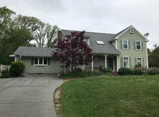 3 Back River Dr, Dartmouth, MA 02747