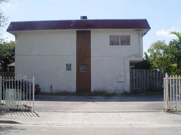 3rd image of 1470 NE 151st St APT 102