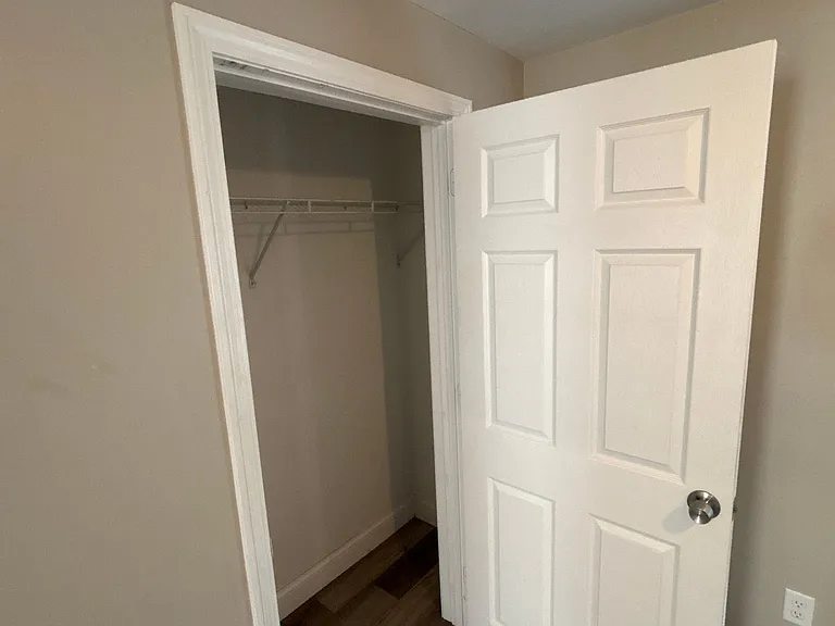 52 Myrtle Ave — Photo 8
